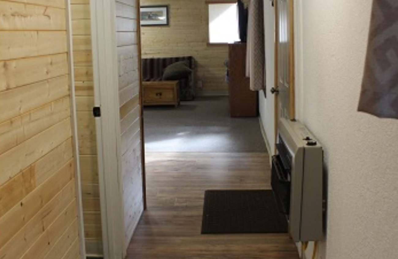 PL Cabin 28 hallway