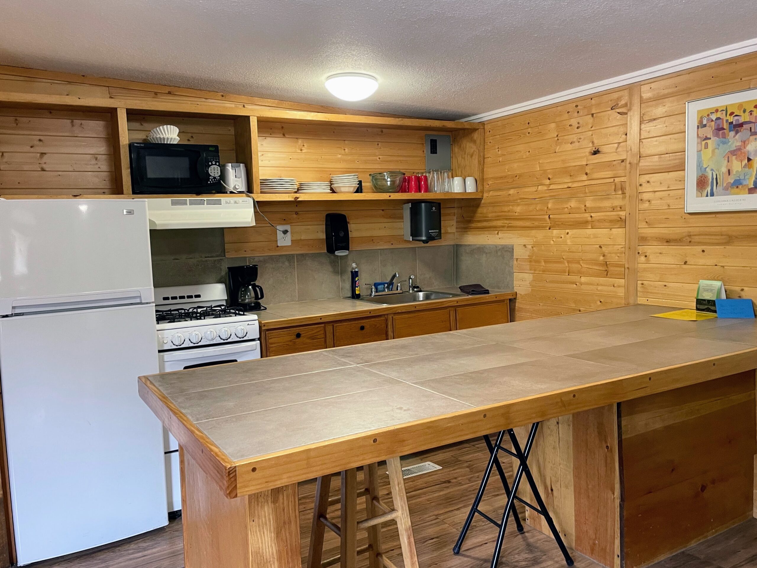 PL cabin 28 kitchen
