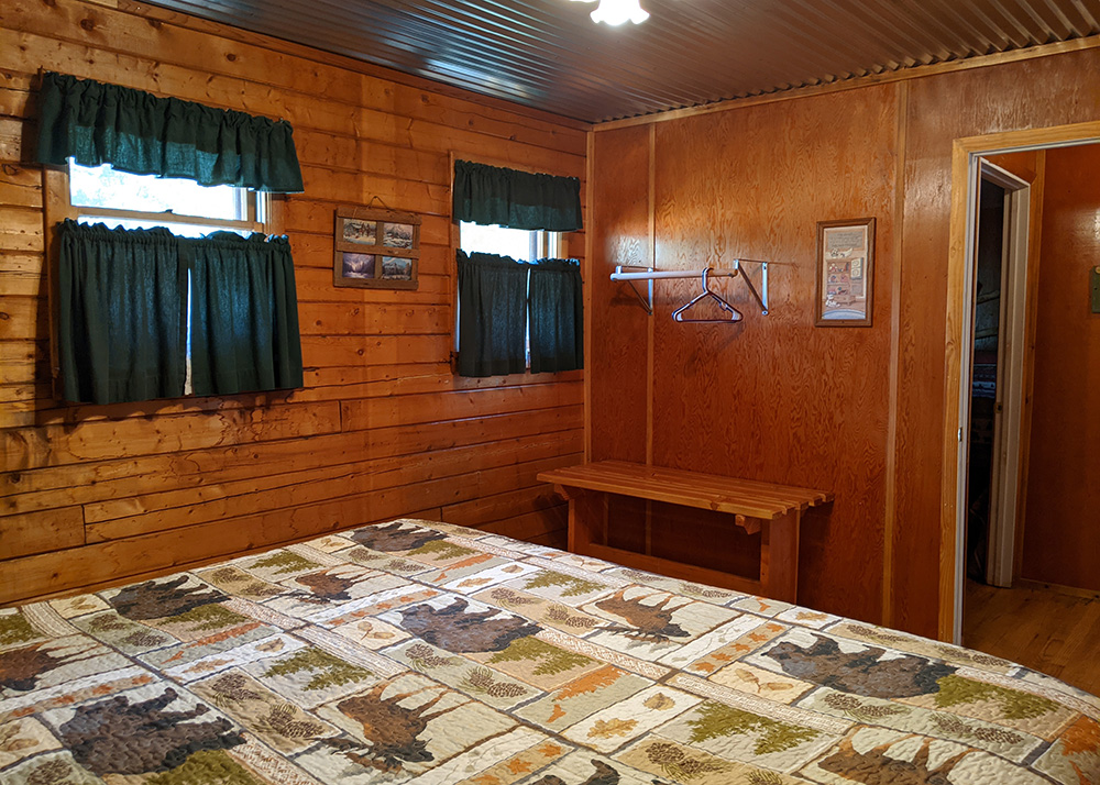 san-isabel-lodging-cabin-12-bedroom-3