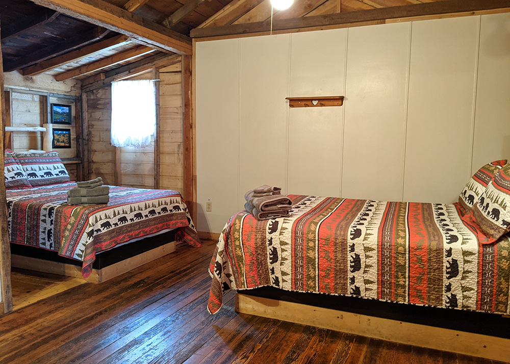 san-isabel-lodging-cabin-7-bedroom-2