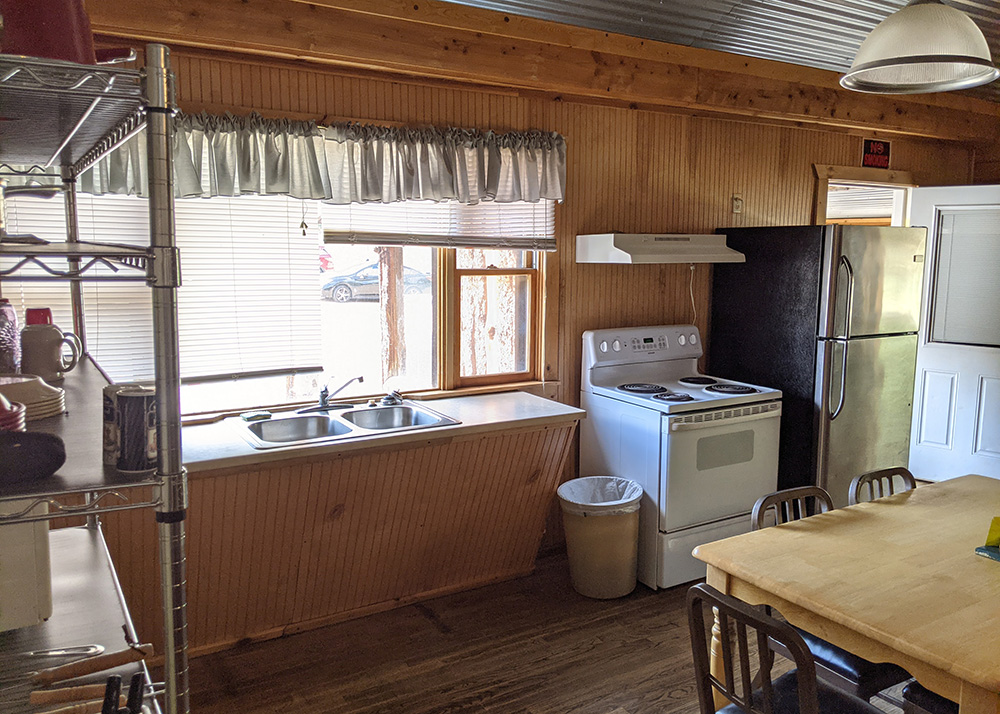 san-isabel-lodging-cabin-10-kitchen-2