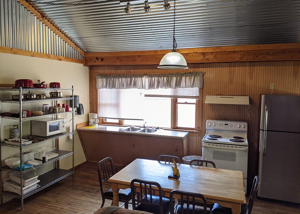 san-isabel-lodging-cabin-10-kitchen